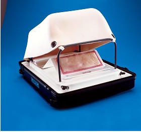 便攜式微創(chuàng)手術(shù)訓練器